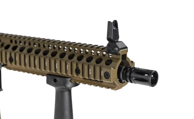 Specna Arms Core MK18 SA-C19 Daniel Defense Edition Half-Tan AEG 0,5 Joule