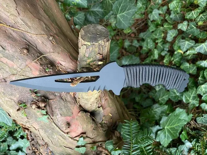 TS BLADES COYOTE BLACK PARACORD DUMMY KNIFE